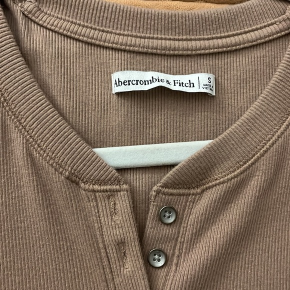 Abercrombie & Fitch Tan Bodysuit - Picture 2 of 3